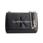 Ženska torba Calvin Klein SCULPTED EW FLAP CONV25 MONO